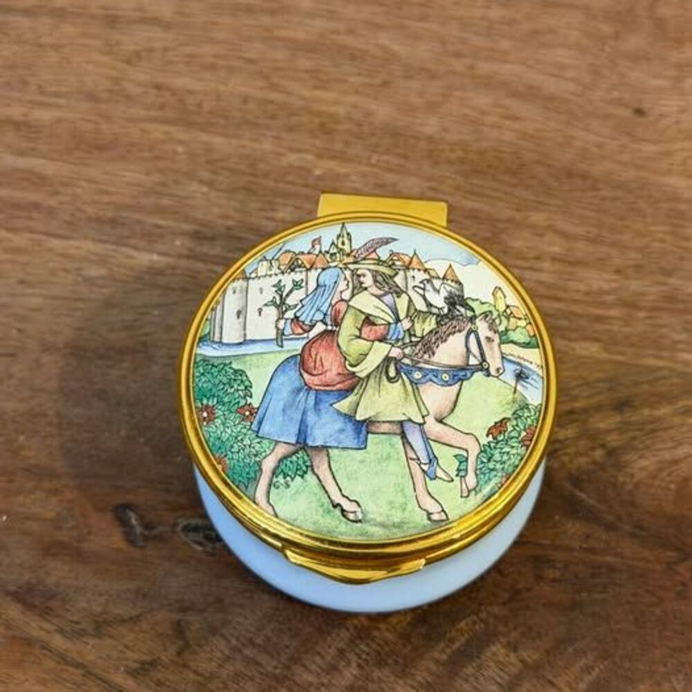 Franklin Mint The Poetry of Love English Enamel Box - Geoffrey Chaucer